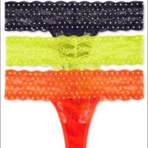 B.tempt'd by Wacoal Lace Kiss Thong 3-pack  NEW